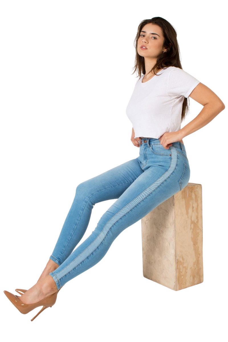 Ciara Mid Rise Jeans